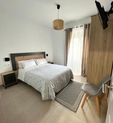 Distrito Sur Apartment | Puente a la Mezquita - Free Parking