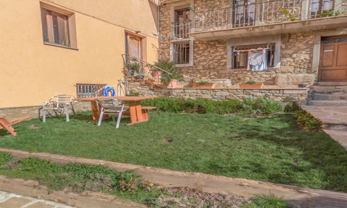Montella I Martinet Apartment | Puigmal Apartment with mountain views