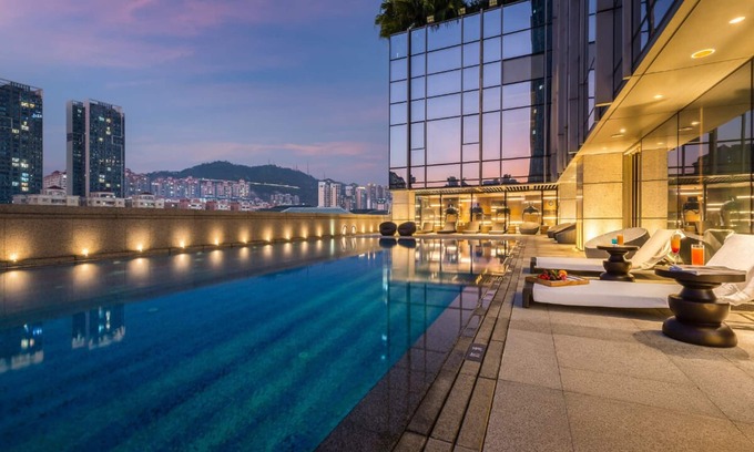 Xiangzhou District Hotel | Pullman Zhuhai