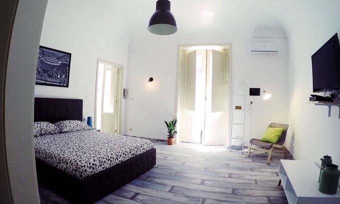 Santa Lucia Apartment | PUNTOZERO2 - LE GRAND BLUE APARTMENT