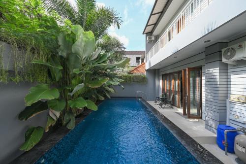 By Pass Ngurah Rai Villa | Puri Ratu Jimbaran with Private Pool