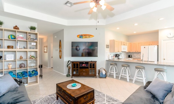 Laguna Vista Villa | Putters Paradise at SPI 51 GH