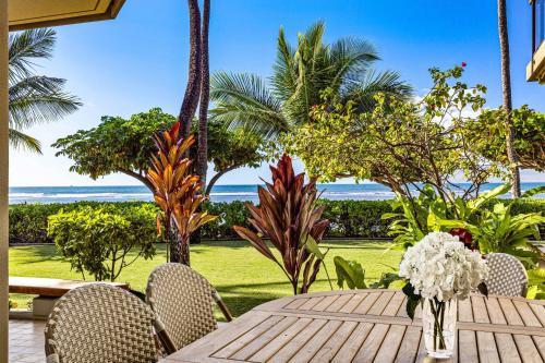 Historic Lahaina Front Street House | Puunoa Beach Estates 103