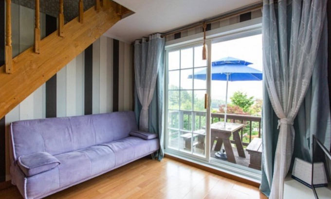 Bongpyeong House | Pyeongchang Healing Hasigae Dog Pension