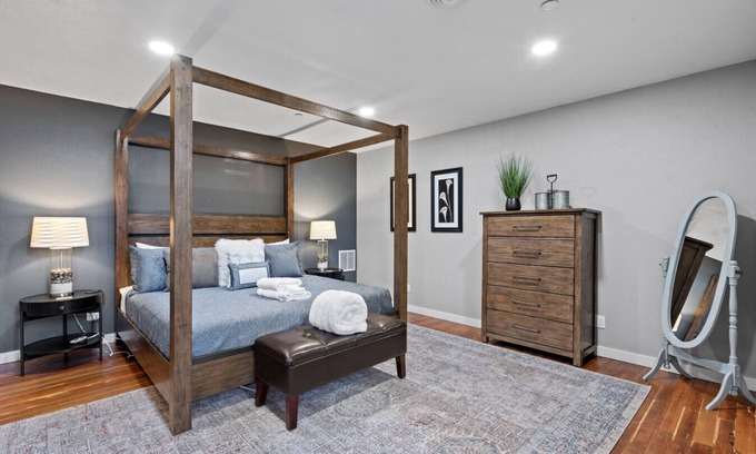 Baker City Apartment | Pythian Castle Hideaway
