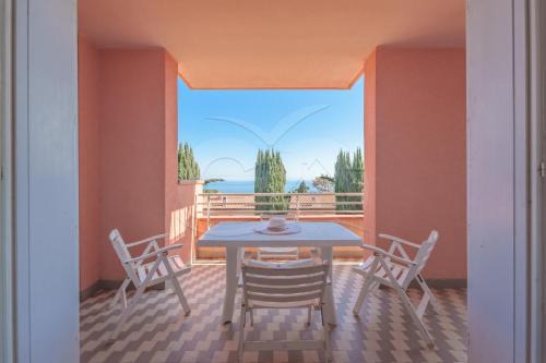 Capo D'arco Apartment | Quadrilocale Capo d'Arco - Goelba