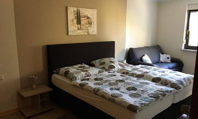 Schweich House | Quadruple Room Shower/WC - Hotel Leinenhof