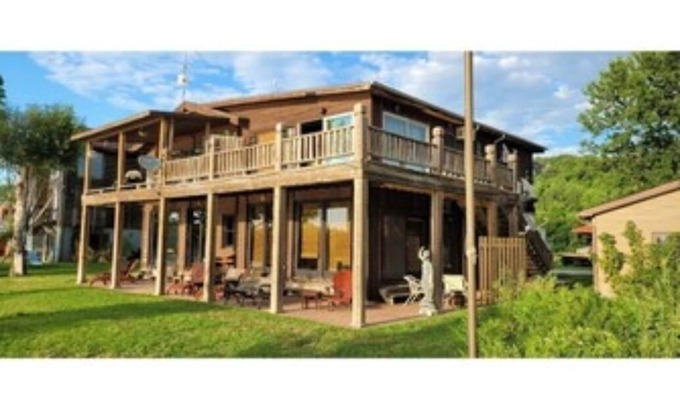 Buchanan County Cabin | Quaint and Peaceful Waterfront Cabin Unit 4