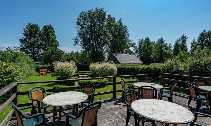 Scherpenzeel House | Quaint Holiday Home in Friesland by the Lake
