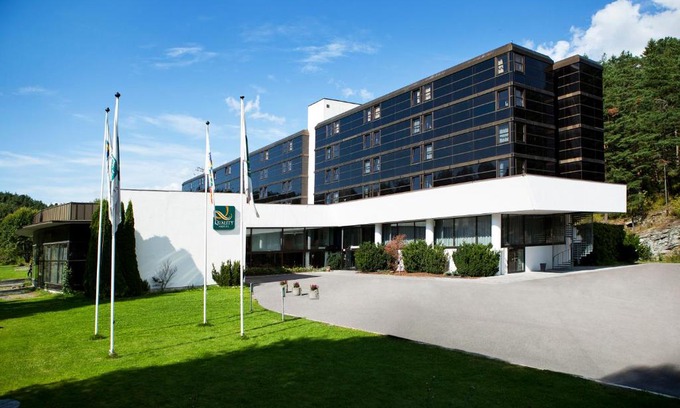 Trollasen Hotel | Quality Hotel Entry