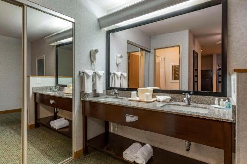 Aurora Hotel | Quality Inn & Suites Denver Airport - Gateway Park