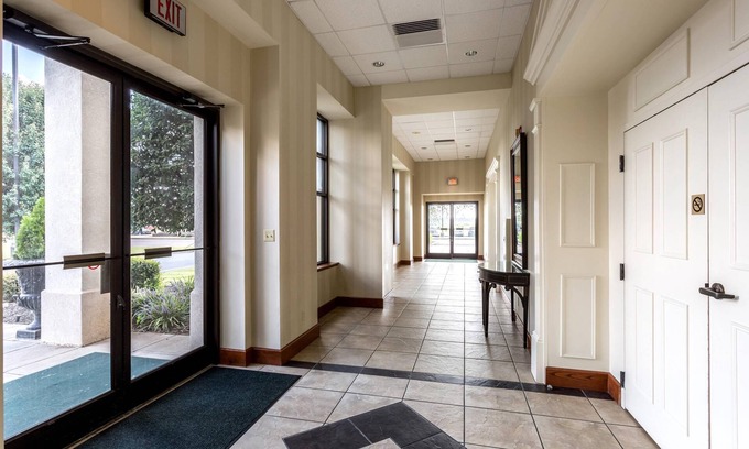 Union City Hotel | Quality Inn Union City US 51