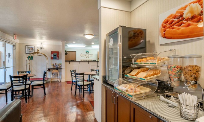 Boyd Acres Hotel | Quality Inn