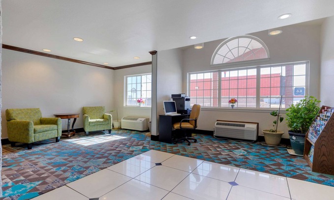 Sallisaw Hotel | Quality Inn