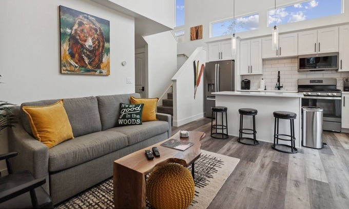 Whitefish House | Quarry A21 - Luxury 2BD 2BA with Community Amenities!