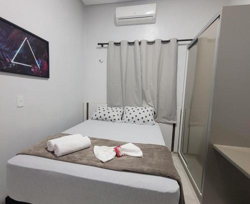 Maraba Hotel | Quarto 6 econômico próximo do aeroporto ar condicionado cama de casal