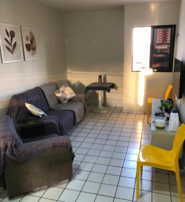 Bessa Apartment | Quarto com banheiro e ar privativos Demais areas do ap compartilhadas com o anfitriao 500m da Praia do Bessa