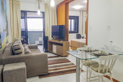 Caminho das Arvores Apartment | Quarto e Sala para 4 ao lado do Salvador Shopping