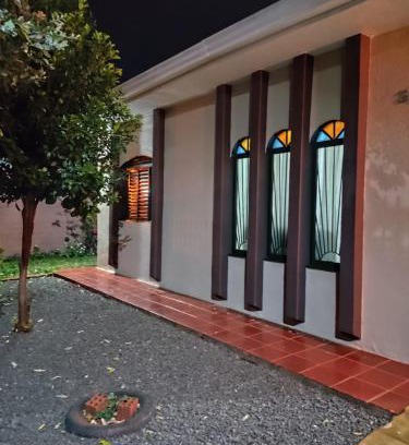 Maringa House | Quartos em casa compartilhada na Cidade Canção Maringa