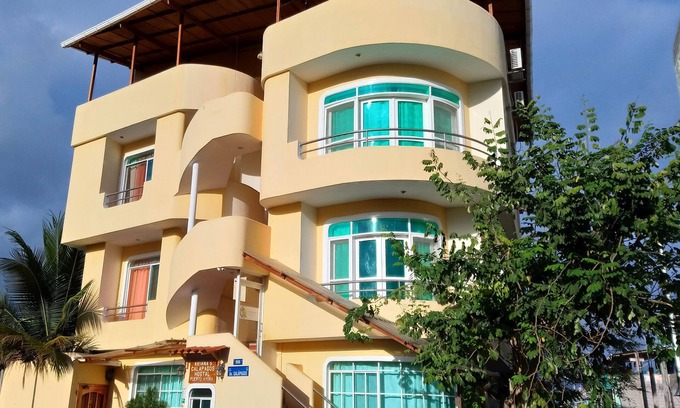 Puerto Ayora Apartment | Queen Bedroom Suite ON THE Second High Floor AT Ariana`s Galapagos Hostal