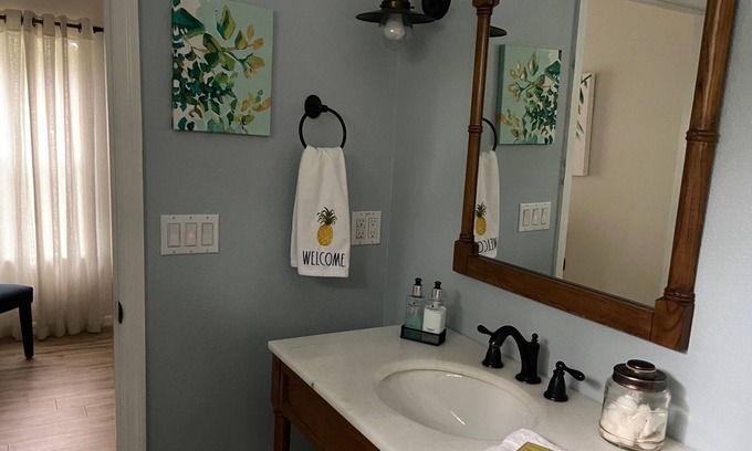 Edgewood Cottage | Quiet Cottage Retreat