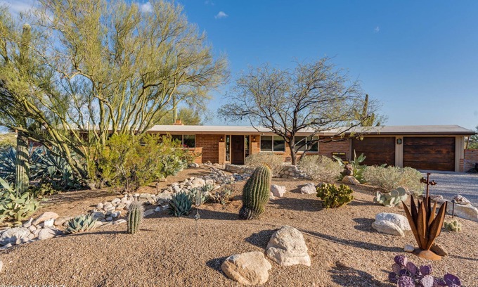 Flecha Caida Ranch Estates House | Quiet desert getaway with beautiful views and heated pool, pet-friendly