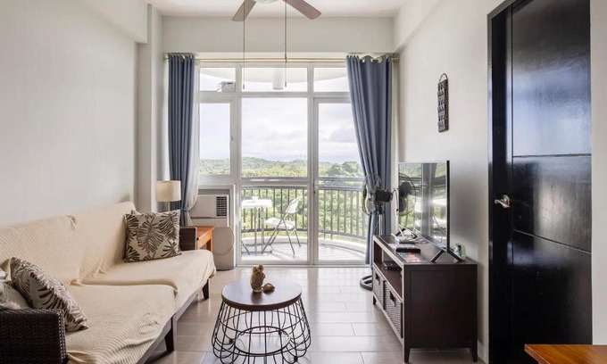 Yapak Apartment | QUIET HOME with private beach