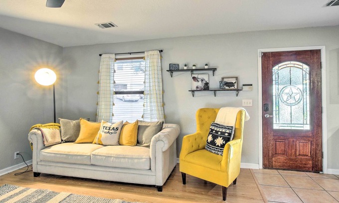 Wetmore House | Quiet San Antonio Guest Home, 4-Acre Property!