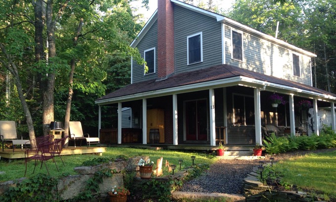 Southwest Harbor House | Quiet Southwest Harbor home on MDI with easy access to Acadia National Park.