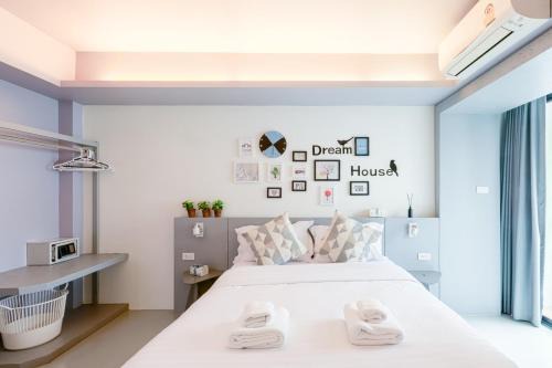 Embassy District Hotel | Quite Grove Hotel