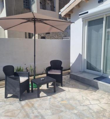 Port-Saint-Louis-du-Rhone Apartment | Résidence Dica