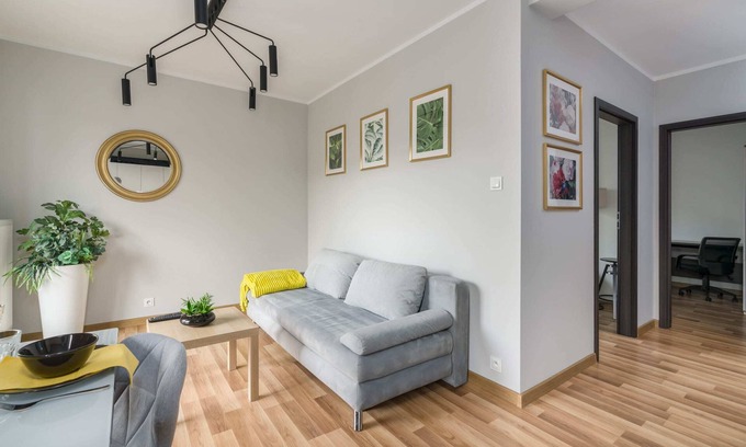 Poznan City Center Apartment | Różana 19 | Poznań Apartment | Parking | Near MTP