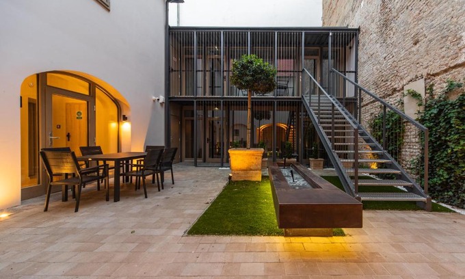 Gyor Apartment | r12 Apartments