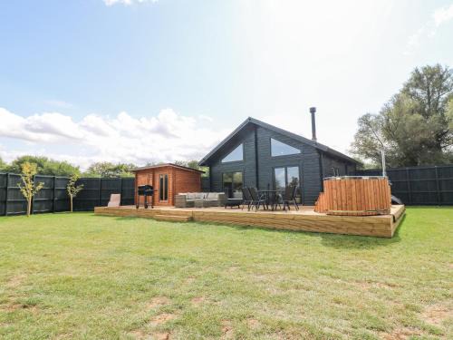 South Luffenham House | Rabbit Hole