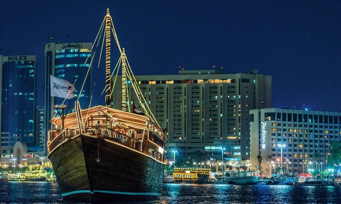 Al Rigga Hotel | Radisson Blu Hotel, Dubai Deira Creek