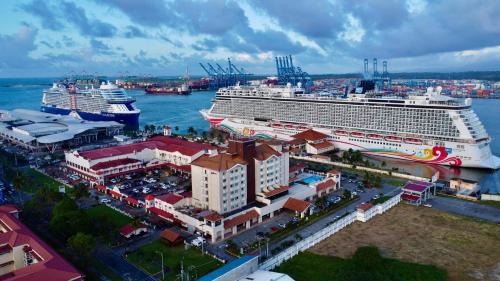 Colon Hotel | Radisson Colon 2,000 Hotel & Casino