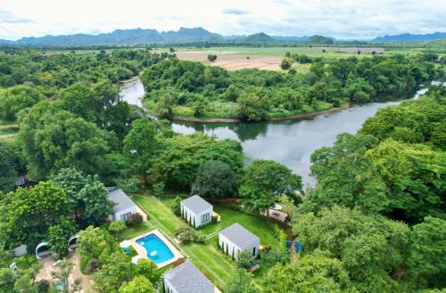 Kanchanaburi Resort | Rakmak Kan Resort & Cafe