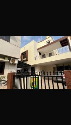 Vadodara House | Ram Niwas Villa