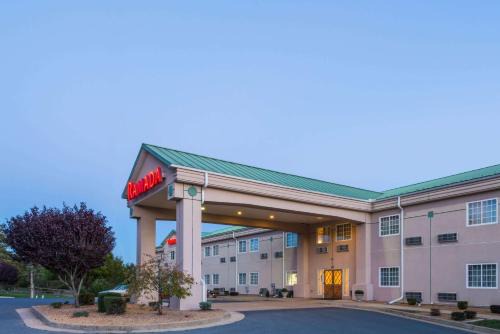 Strasburg Hotel | Ramada by Wyndham Strasburg - Shenandoah Valley
