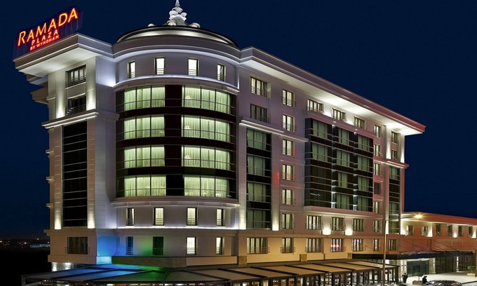 Tepebası Hotel | Ramada Plaza by Wyndham Eskisehir
