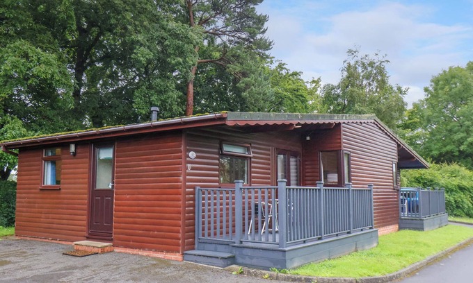 Saltburn-by-the-Sea Cottage | RAMSON, pet friendly, with a garden in Saltburn-By-The-Sea
