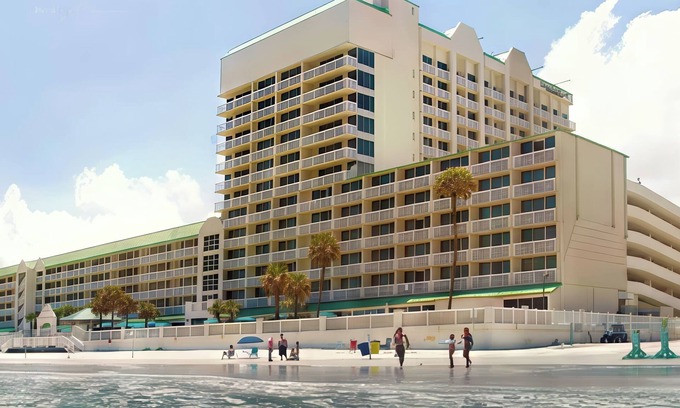 Ortona Park Apartment | RATES HAVE BEEN DISCOUNTED 40% DUE TO POOL CLOSURE