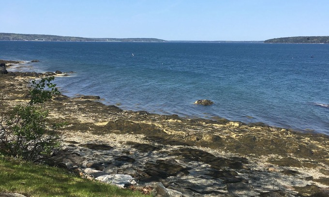 Blue Hill Cottage | Raven's Nest Cottage on Blue Hill Bay