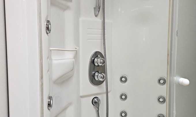 Neda House | Real 43 Casa Neda