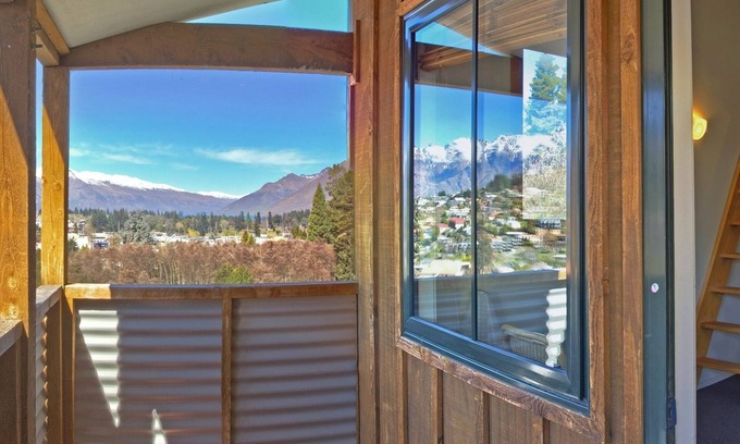 Queenstown Cabin | Reavers Lodge