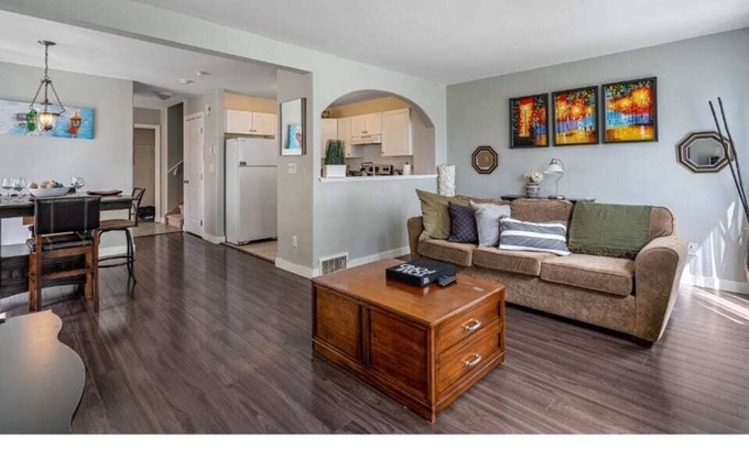 Red Deer House | Rebel House I No Service Fees |GameRoom & Backyard