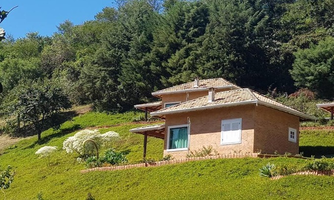 Monte Alegre do Sul House | Recanto dos Beija flores, Chalé Lantana c