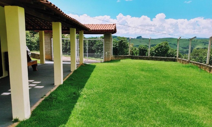 Bueno Brandao House | Recanto dos Cafezais