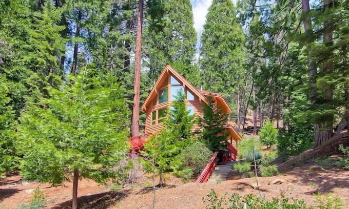 Yosemite West House | Red Fox Retreat