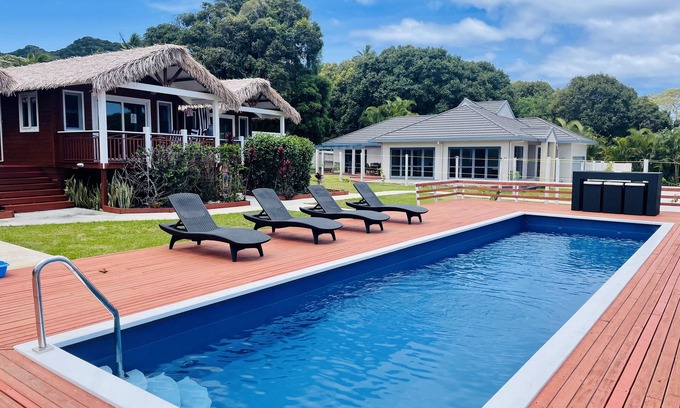 Rarotonga Villa | Red Hibiscus Villas